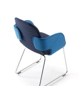 Eetkamerstoel Flux van Arco.