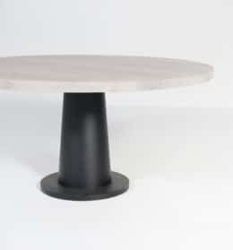 Kops dining table round | Van Rossum | Smellink Wonen + Design