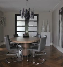 Kops dining table oval | Van Rossum | Smellink Wonen + Design